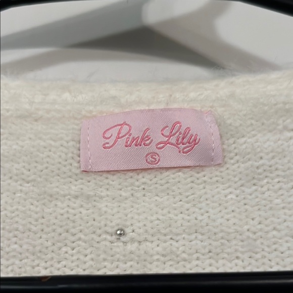 Pink Lily Women's Cream Sweater. Size S - Picture 5 of 7